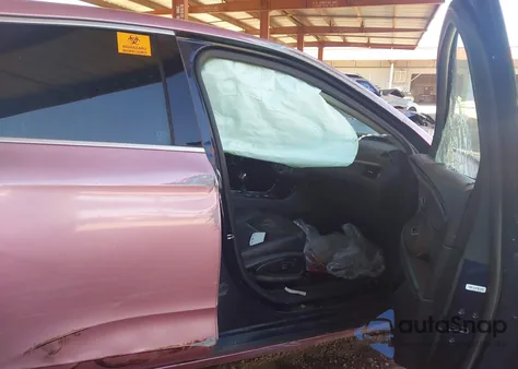 2017 Chevrolet Impala 1Lt из США, поврежденный, VIN 2G1105SA8H9142114